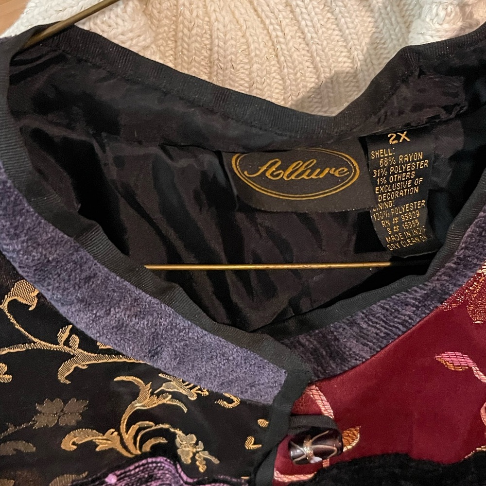 Allure Women's Elegant Patchwork Blazer - image 4